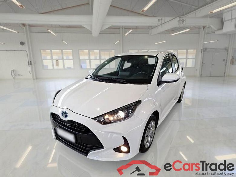 TOYOTA YARIS / 2020 / 5P / BERLINA HYBRID BUSINESS MY22