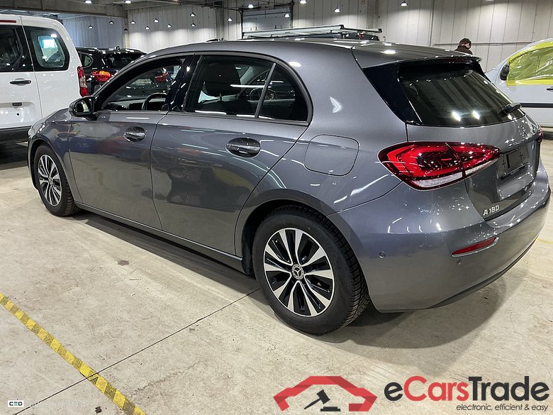 MERCEDES-BENZ CLASS A (W177) A 180 Business Solution #3