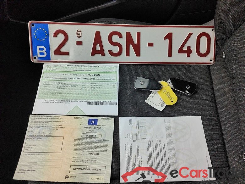 Volkswagen Golf VIII 2.0 TDI 85kW Life DSG 5d #4