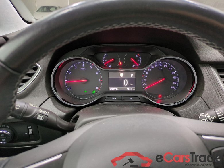 Grandland X Elegance Business 1.2 Turbo 130CV BVA8 E6d #6