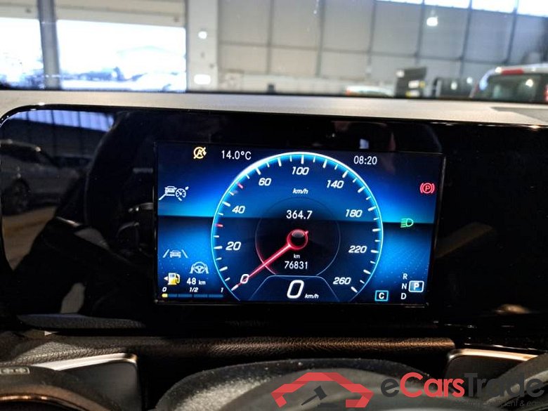 MERCEDES-BENZ GLB / 2019 / 5P / SUV GLB 200 D AUTOMATIC PREMIUM #4