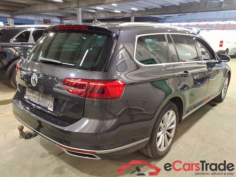 VOLKSWAGEN PASSAT VARIANT DIESEL - 2019 2.0 TDi SCR Elegance Business DSG #4