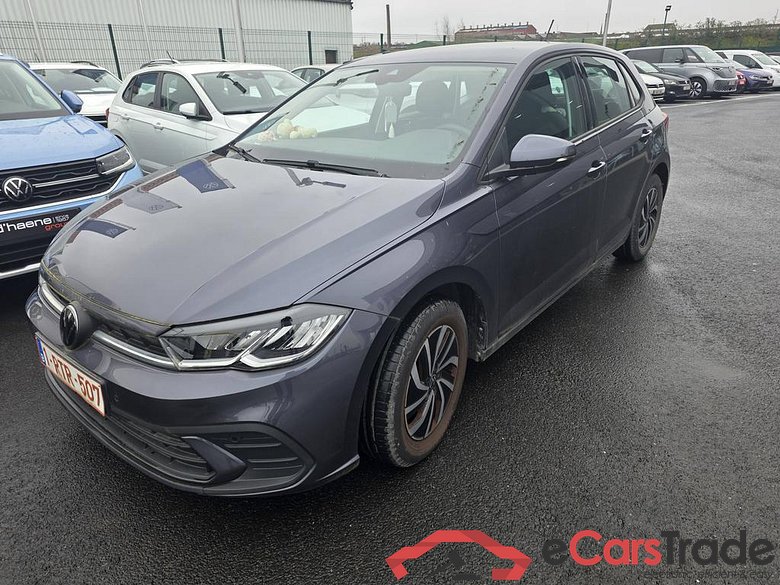 VOLKSWAGEN Polo Polo Life Business 1.0 TSI 70 kW (95 ch) 5 vitesses manuel #1