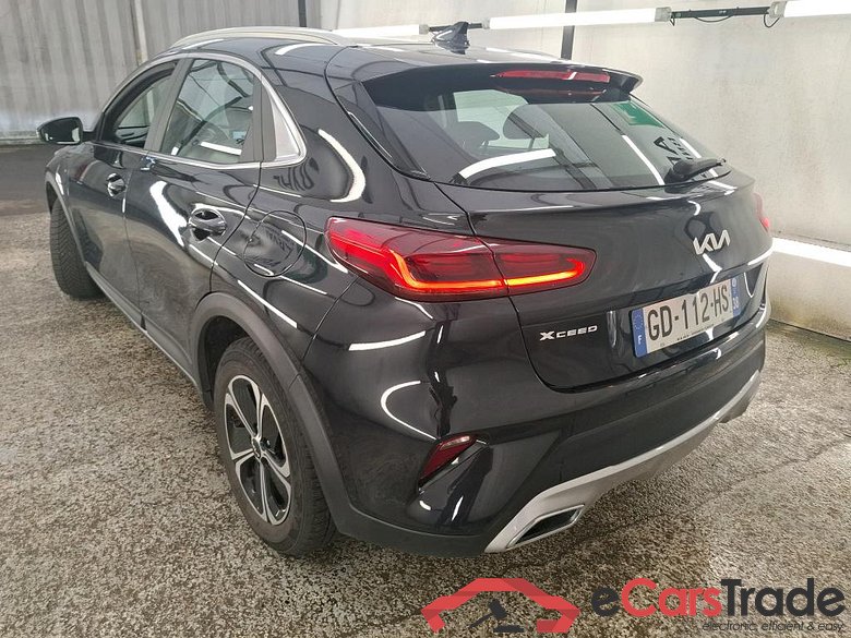 KIA XCeed / 2019 / 5P / Crossover 1.6 GDI ISG ISG PHEV ACTIVE BUS DCT6 #2