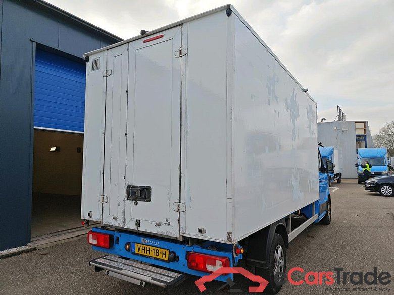 Volkswagen Crafter 35 2.0TDI 75kW L4 FWD Gesloten Laadbak #2