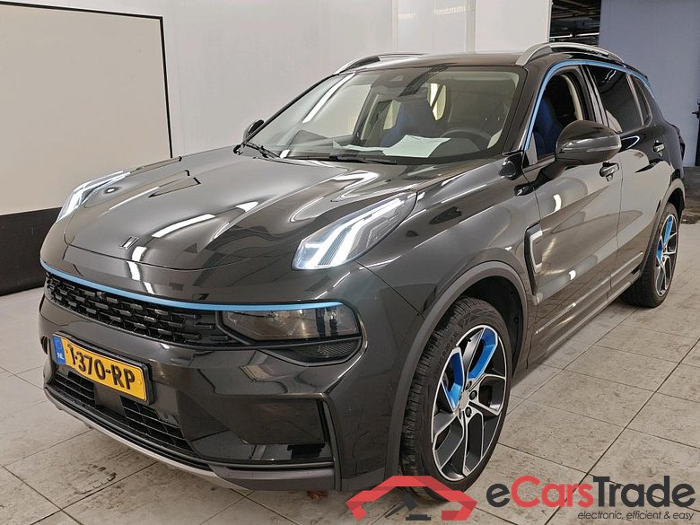 Lynk & Co 01 1.5 192kW PHEV 5d #1