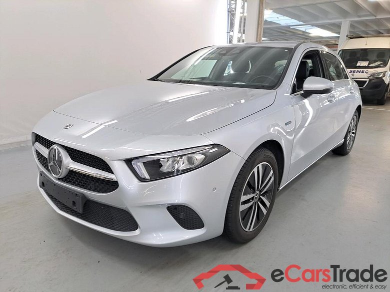 MERCEDES-BENZ A-Klasse 1.3 A 250 E DCT BUSINESS SOLUTION