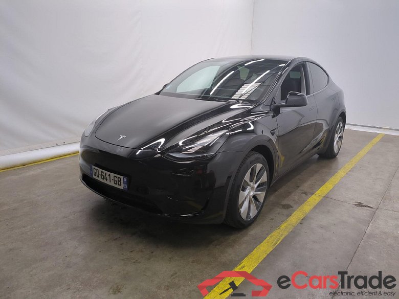 TESLA Model Y / 2021 / 5P / SUV RWD