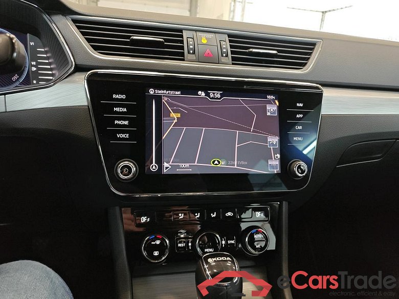 SKODA Superb Combi 110 kW #3