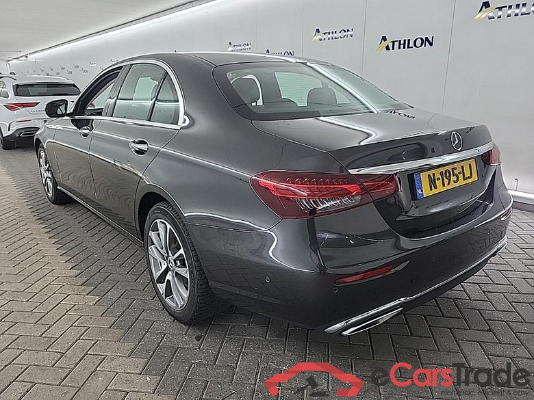 MERCEDES-BENZ E-Klasse Limousine E 300 e 9G-TRONIC Bus Sol Lux 4D 235kW #4