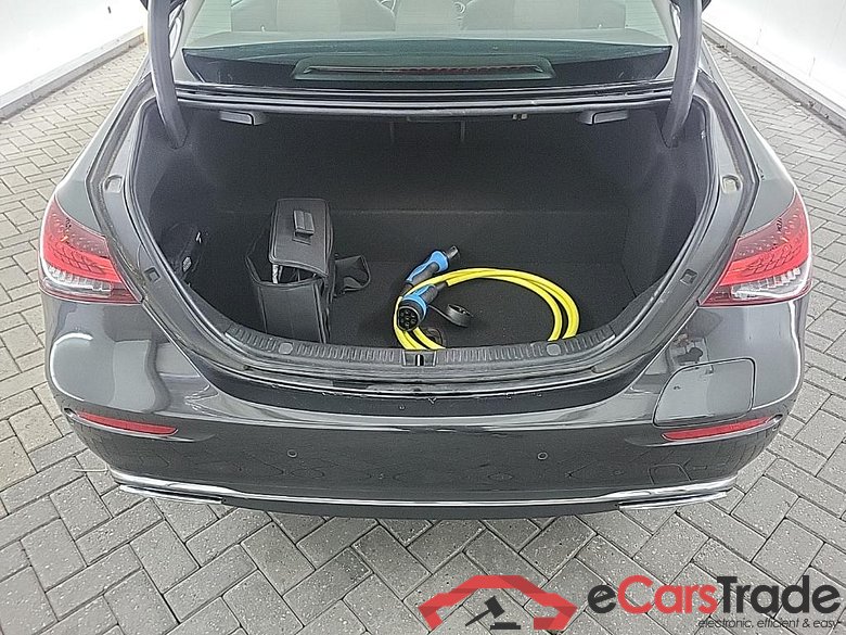 MERCEDES-BENZ E-Klasse Limousine E 300 e 9G-TRONIC Bus Sol Lux 4D 235kW #5