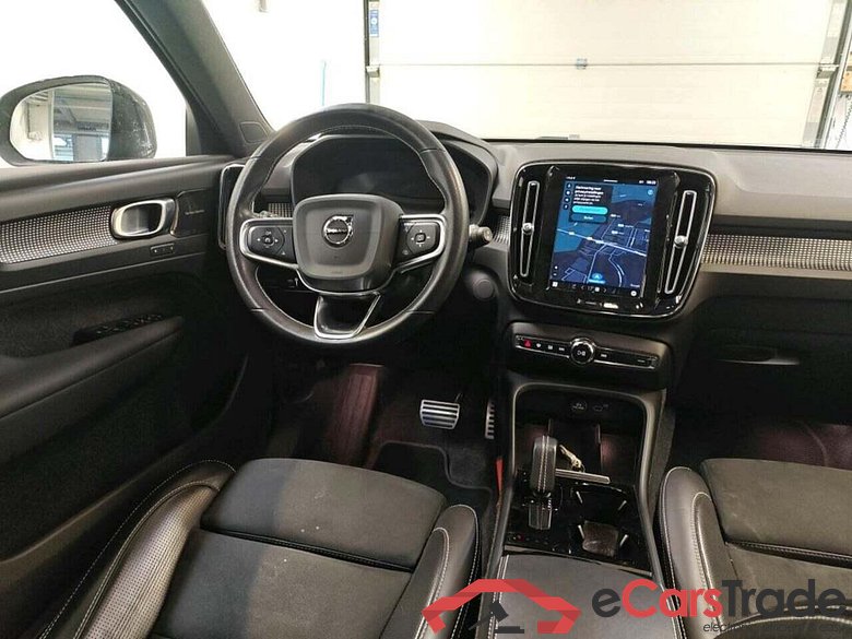VOLVO XC40 Recharge P8 AWD RDes #3