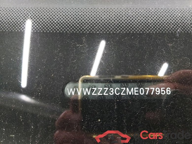 VOLKSWAGEN - VW  PASSAT VARIANT TDI 122PK DSG Style Business & Electric Foldable Trailer Hook #6