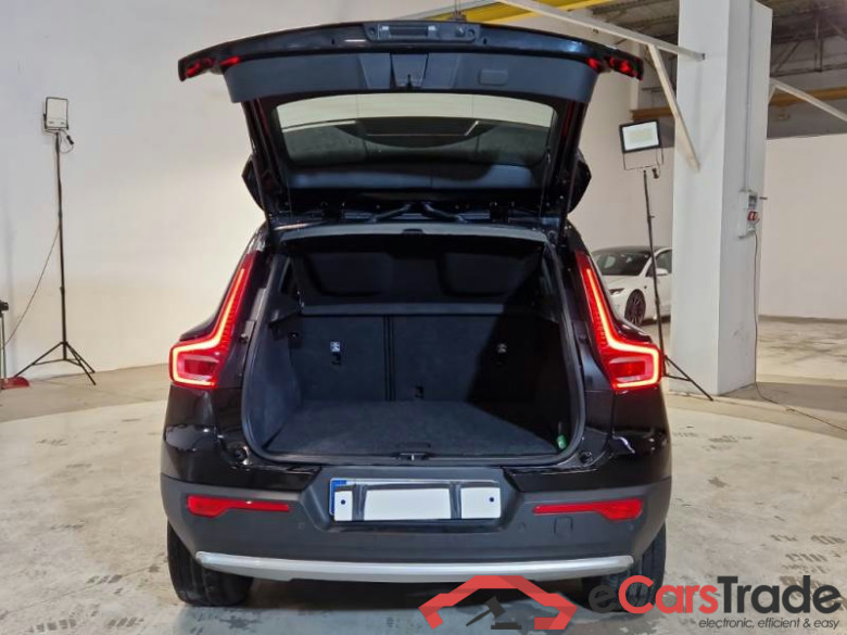 VOLVO XC40 / 2021 / 5P / SUV T4 RECHARGE PLUG-IN AUTO ESSENTIAL #5