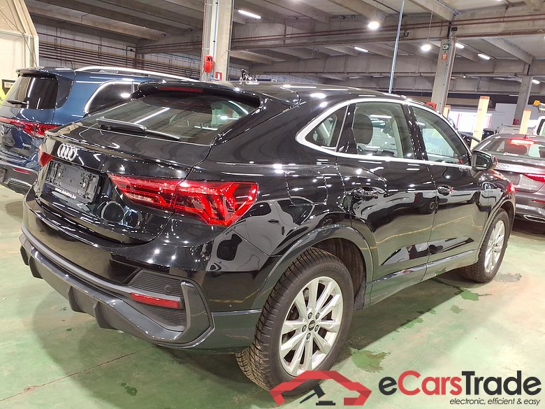AUDI Q3 Sportback 1.4 45 TFSI E S TRONIC #4