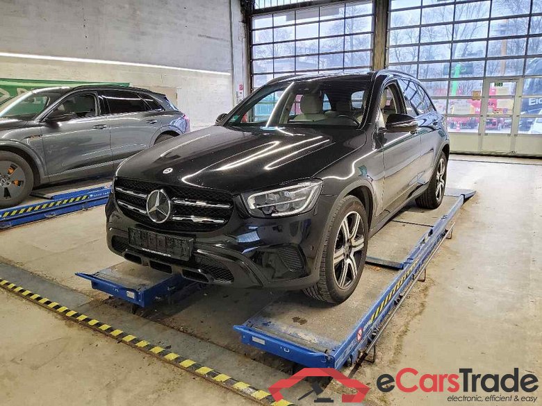 Mercedes-Benz GLC (BM 253)(06.2015->) DE - SUV5 GLC 200 EU6d, 4Matic (EURO 6d), (Facelift) 2020 - 2022