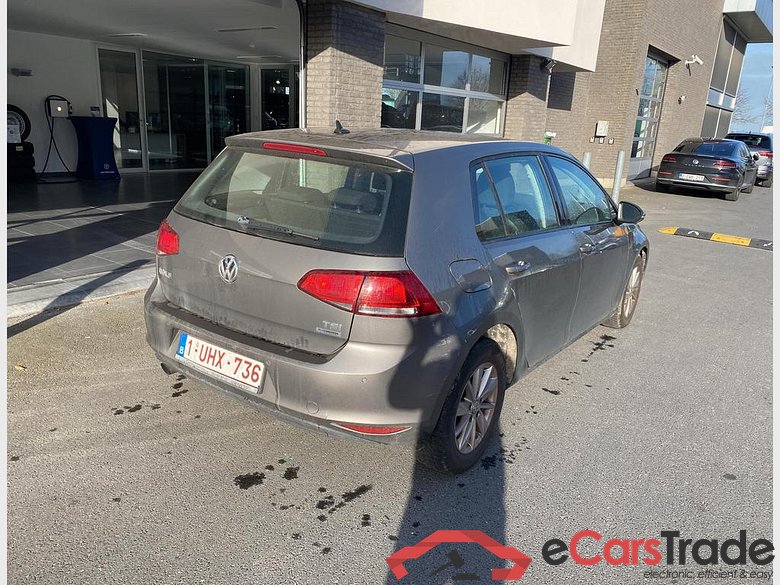 VOLKSWAGEN Golf VII Golf   Trendline 1.2 TSI BlueMotion Technology 77 kW (105 ch) 6 vitesses manuel #2