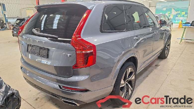 XC90 R Design Plug-In Hybrid AWD 2.0 T8 Twin Engine 288KW AT8 7 Sitzer E6dT #2