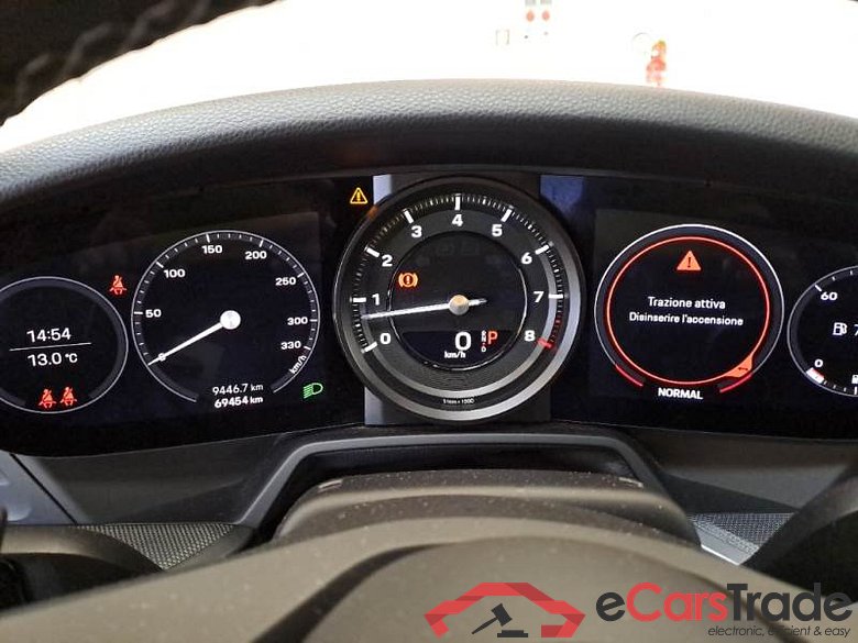 PORSCHE 911 / 2018 / 2P / COUPE CARRERA COUPE' #4