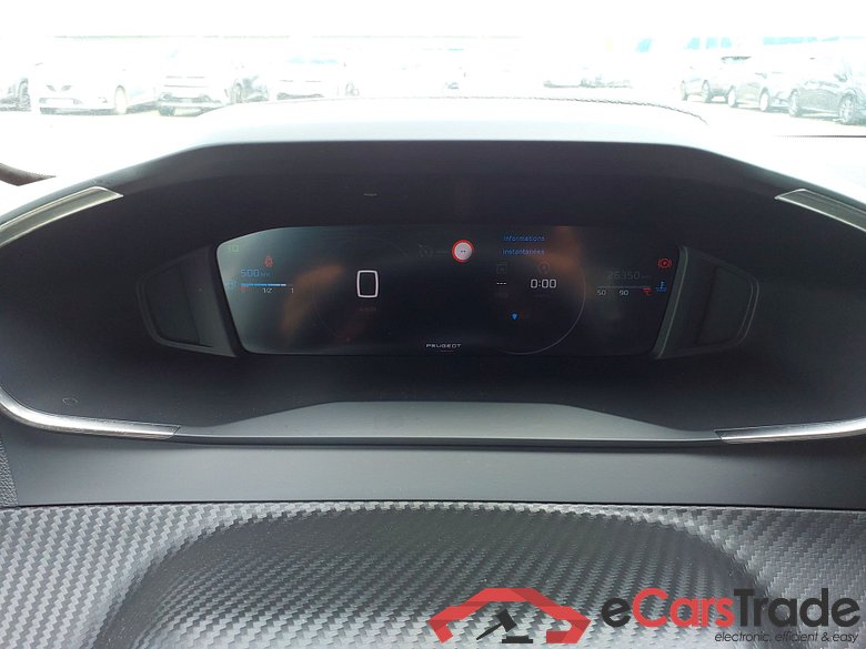 PEUGEOT 208  ESSENCE 100CV ALLURE BVM6 #6