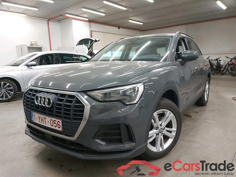 AUDI - AUD Q3 35 TDI 150PK S-Tronic Business Edition Pack Business Plus & Adaptive Cruise & Rear View Camera &  Towing Hook