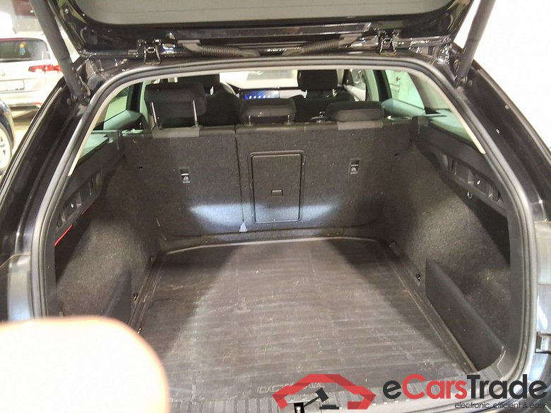 SKODA OCTAVIA COMBI 2.0 CRTDI 110KW DSG7 CLEVER+ #3