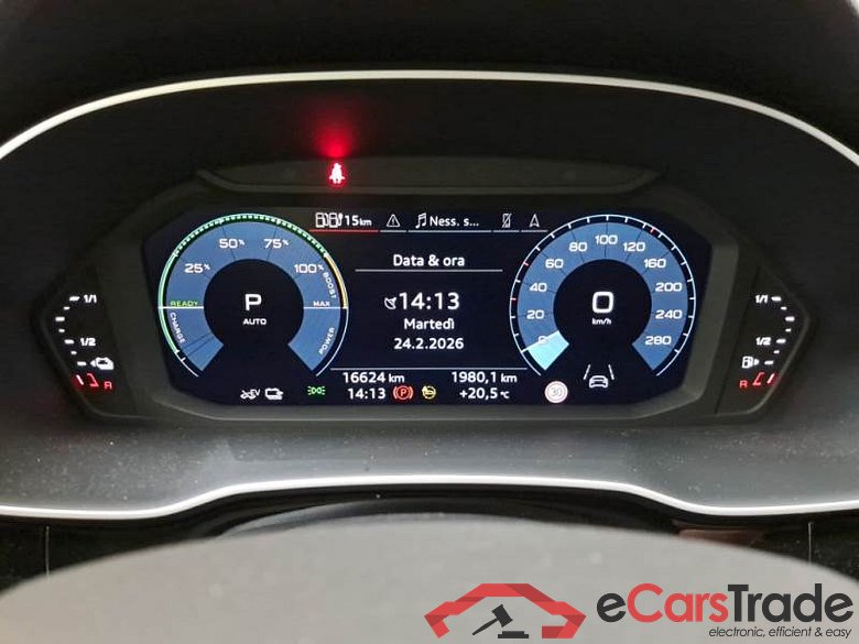 AUDI Q3 SPORTBACK / 2019 / 5P / SUV 45 TFSI E S TRONIC BUSINESS PLUS #4