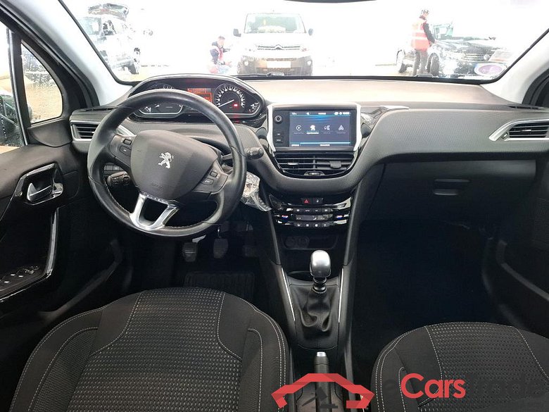 208 Allure Business 1.2 PureTech 110CV BVM6 E6dT #5