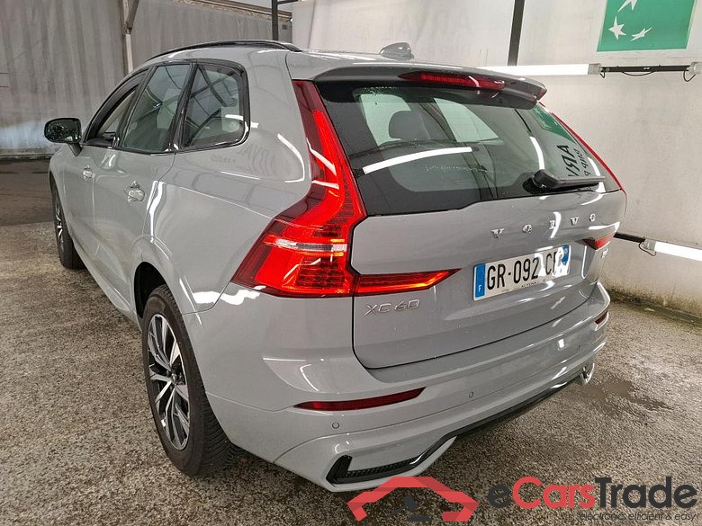 XC60 Plus Style Dark 2WD 2.0 B4 195CV BVA8 E6d #2