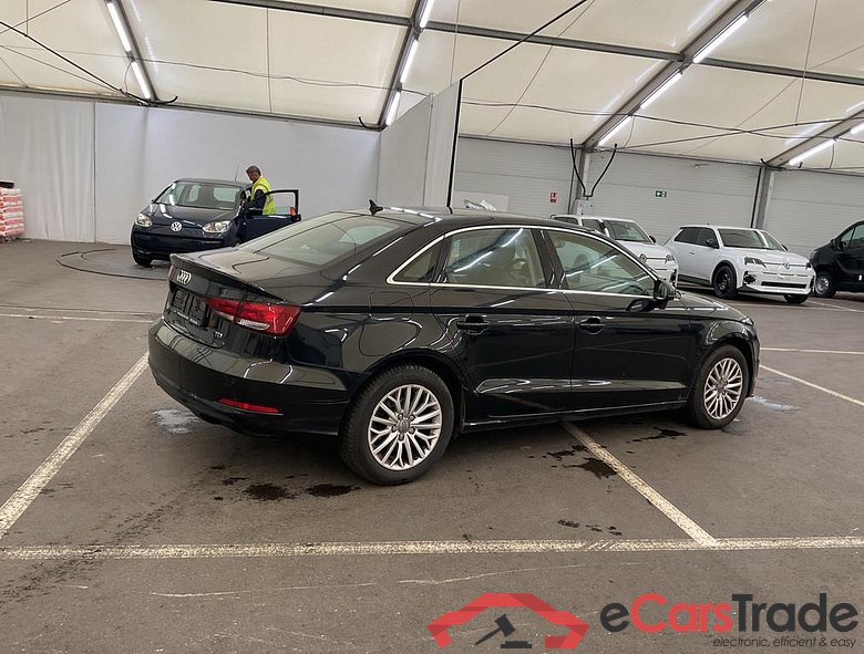 AUDI A3 Sedan Audi A3 Berline Ambiente 2.0 TDI  100(136) kW(ch) S tronic #2