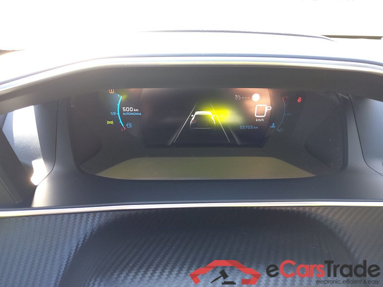 PEUGEOT 2008 Allure Pack 130 S&S EAT8 PureTech #4