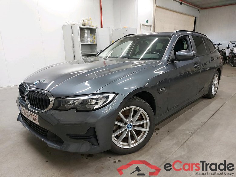 BMW - BMW 3 TOURING 320e 204PK Business Edition Pack Business Plus With Heated Sport Seats & Driving Assistant Pack  * HYBRID *