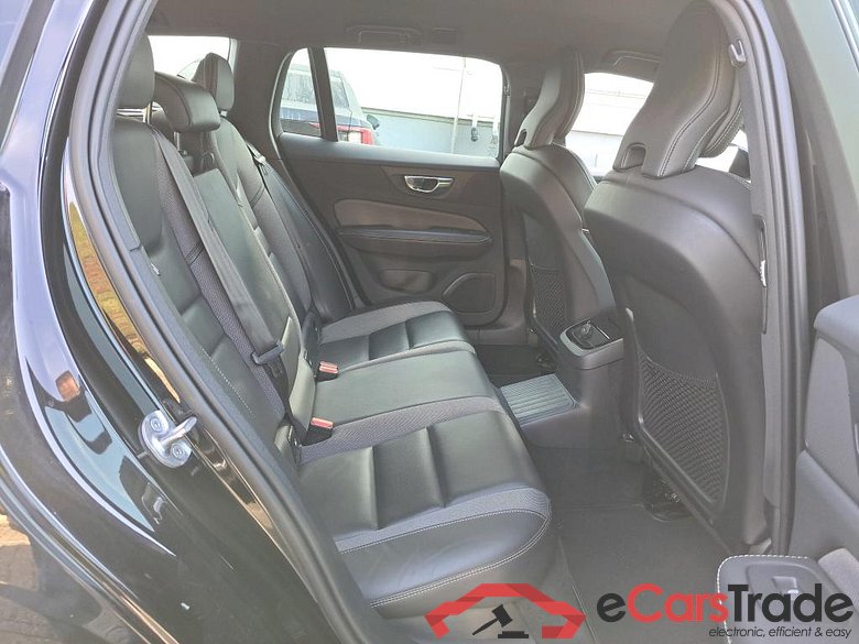 VOLVO V60 2.0 T6 PHEV R-DESIGN AUTO 4WD #6