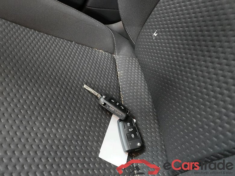 VOLKSWAGEN POLO 70 kW #6