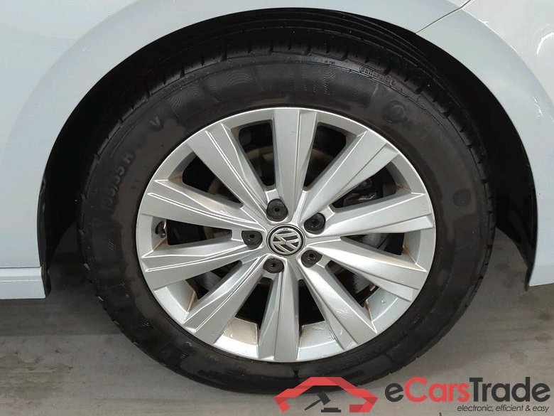 VOLKSWAGEN POLO 70 kW #6