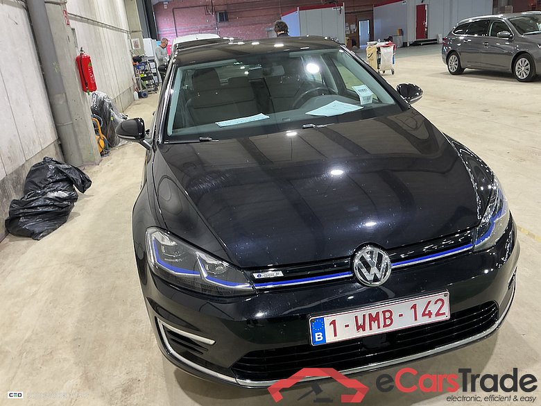 VOLKSWAGEN E-GOLF - 2017 35.8kWh E-Golf #2