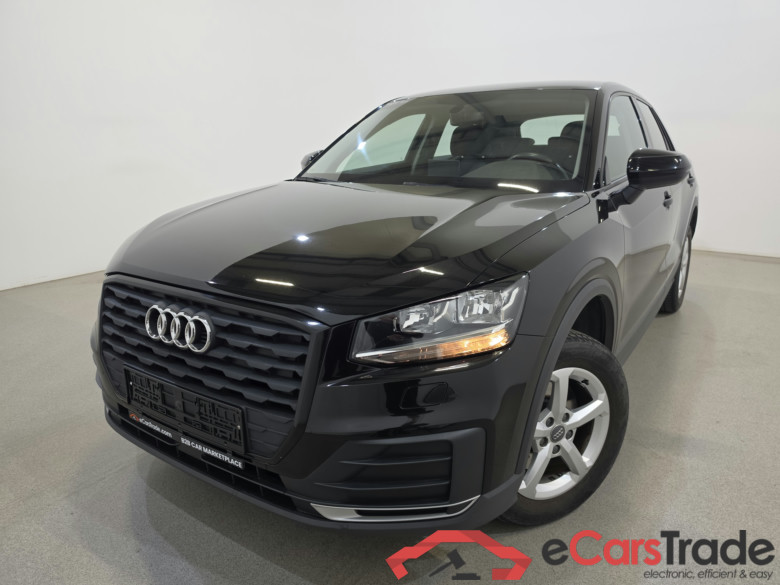 AUDI Q2 1.6 TDI Navi Leather Klima PDC ...