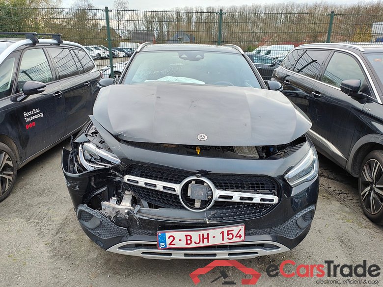 Mercedes-Benz GLA GLA 180 Business Solution 5d !! Damaged Car !!!!