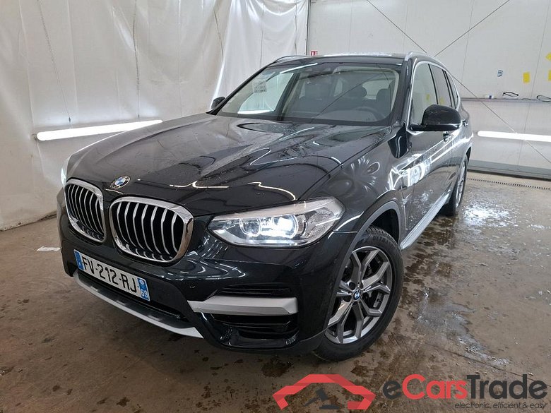 BMW X3 / 2017 / 5P / SUV xDrive30e 292ch xLine BVA8