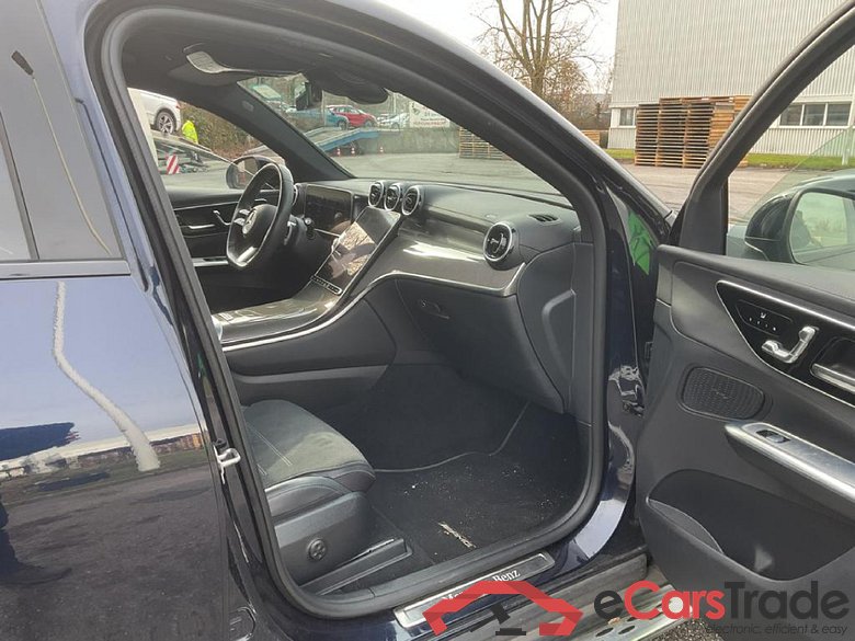 Mercedes-Benz GLC 300 AMG-Line 300 4Matic #2