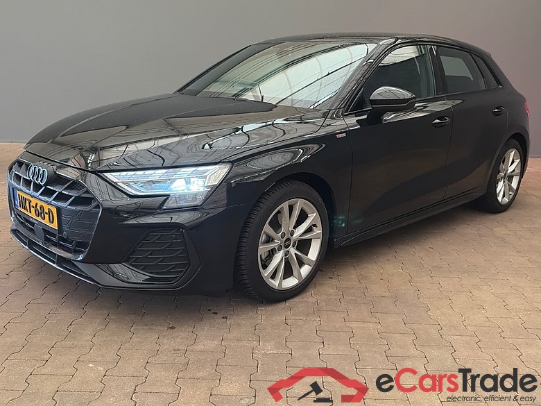 AUDI A3 SPORTBACK 30 TFSI S edition #1