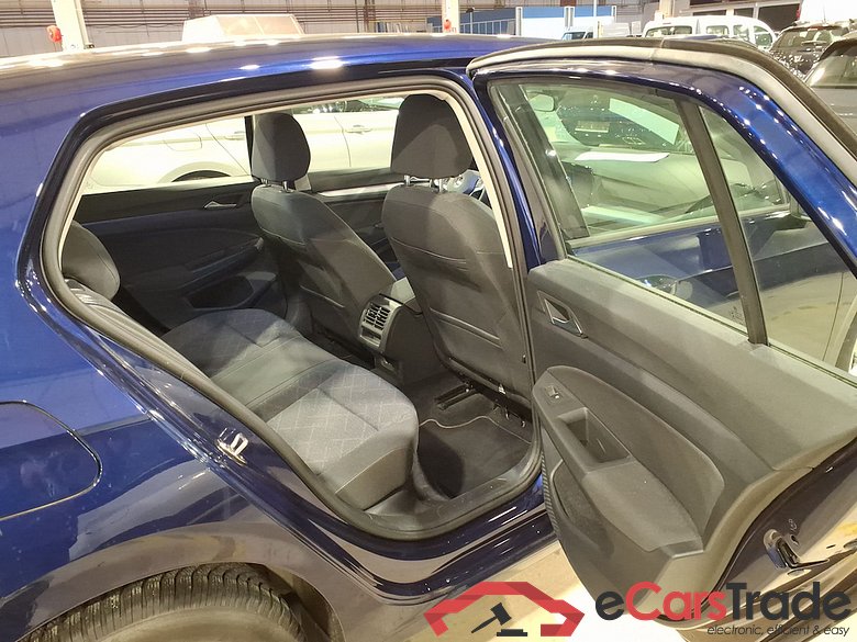 VOLKSWAGEN GOLF VIII 1.0 E-TSI 81KW LIFE DSG #5
