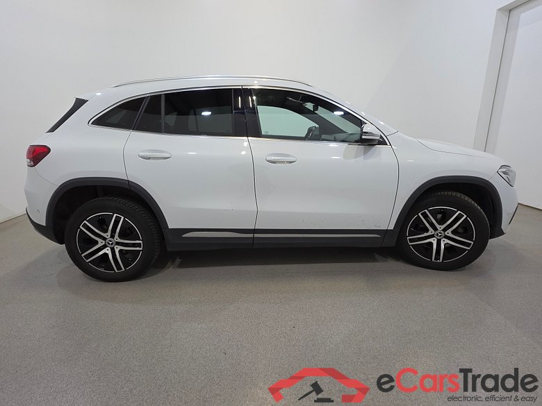 Mercedes GLA 200d Aut. LED-Xenon Widescreen Navi 1/2 Sport-Leather KeylessGo Camera Klima PDC ... #5