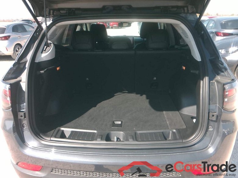 JEEP COMPASS 240 AT6 TRHK RSK #6