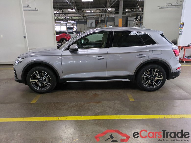 AUDI Q5 / 2020 / 5P / SUV 50 TFSI e 299 QTT S TRONIC 7 AVUS #2