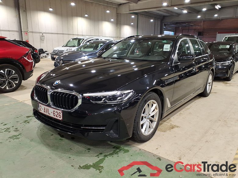 BMW 5 SERIES TOURING 2.0 520D 120KW TOURING AUTO #1