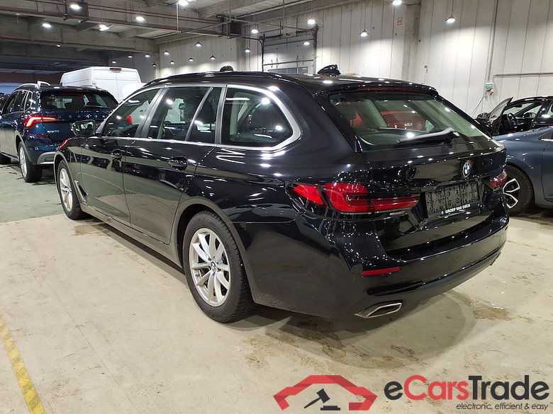 BMW 5 SERIES TOURING 2.0 520D 120KW TOURING AUTO #2