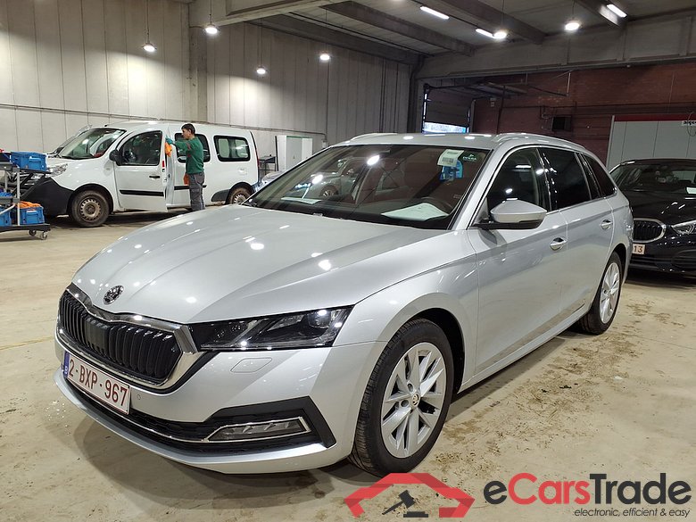 SKODA Octavia 2.0 CRTDI 85KW DSG7 CLEVER+ #1