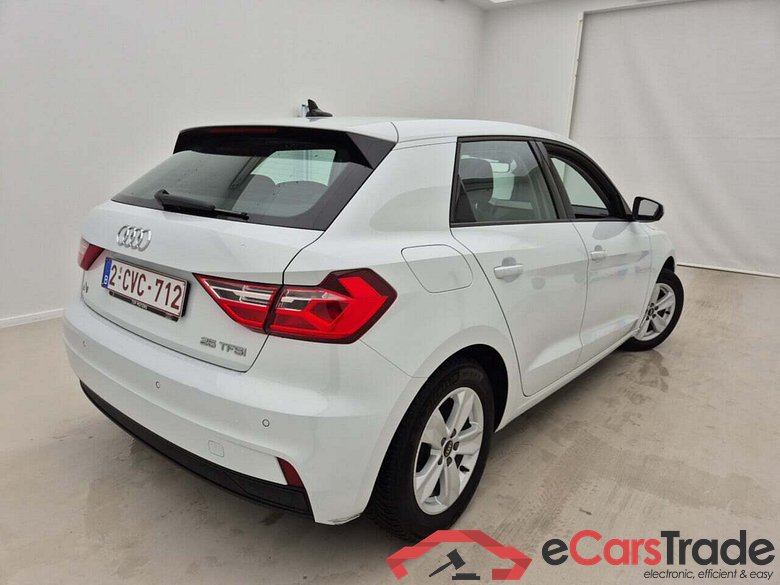 AUDI A1 SPORTBACK 1.0 25 TFSI ATTRACTION #2