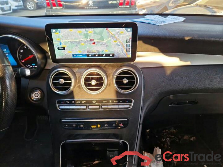 Mercedes GLC 300e Plug-In Hybrid AMG 4Matic Aut. LED-Xenon Navi-Pro 1/2 Sport-Leather-Alcantra KeylessGo Camera Klima PDC ... #6